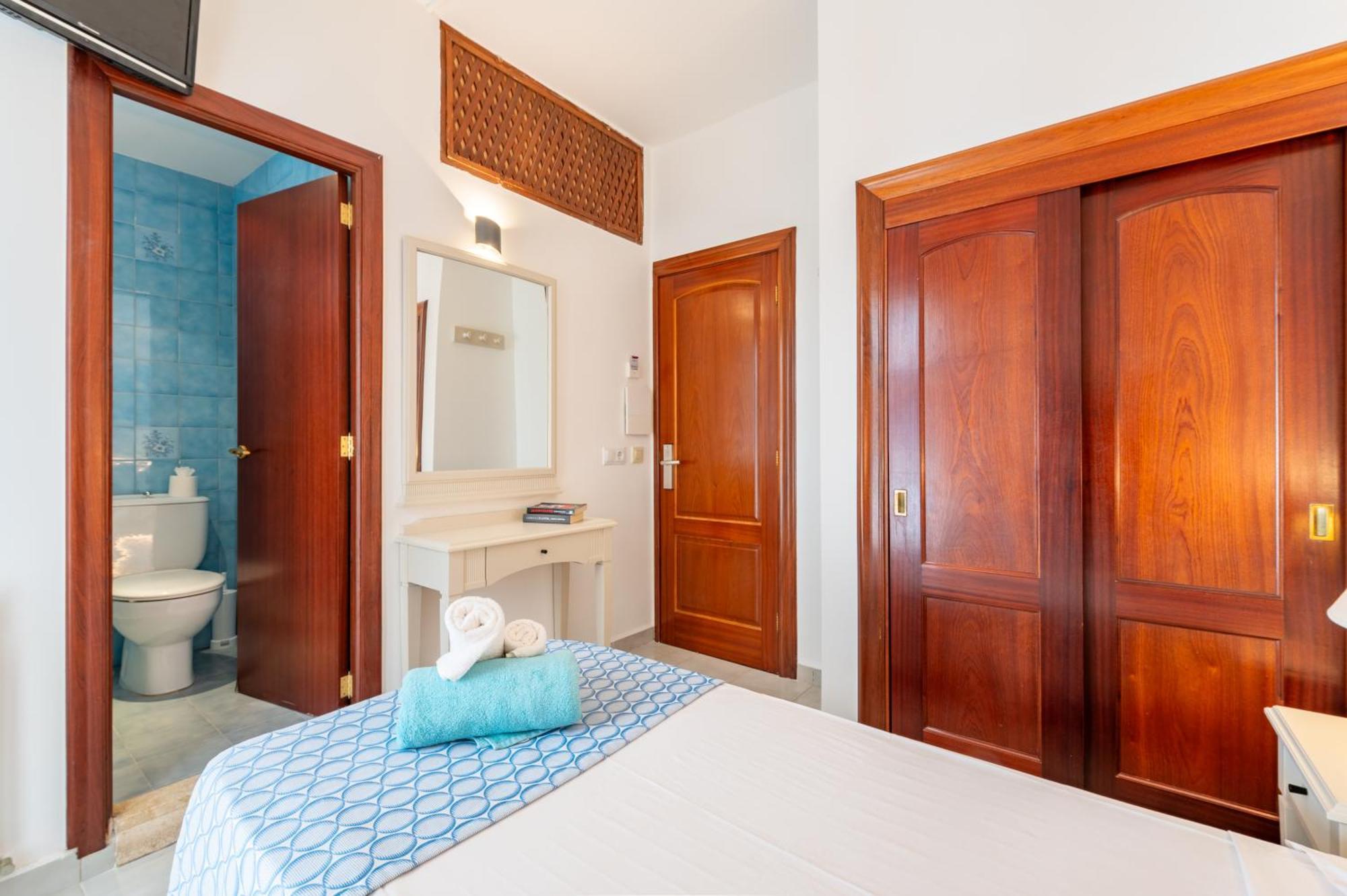 Hotel Martorell By Mhr Colonia de Sant Jordi Dış mekan fotoğraf