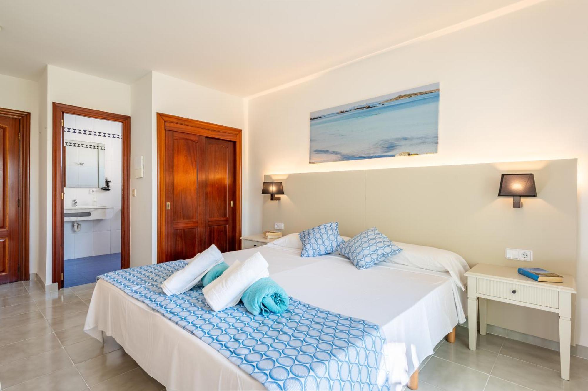 Hotel Martorell By Mhr Colonia de Sant Jordi Dış mekan fotoğraf