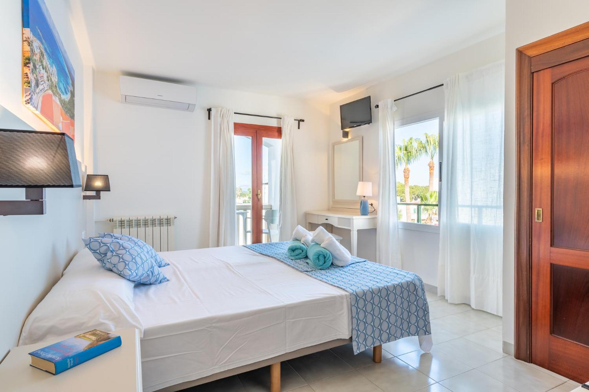 Hotel Martorell By Mhr Colonia de Sant Jordi Dış mekan fotoğraf